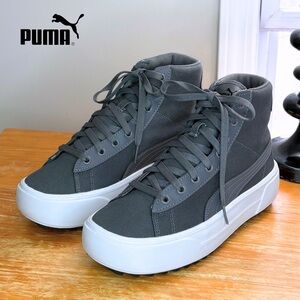 Puma Women’s Kaia Mid Platform Sneaker